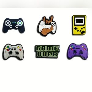 🩷5/$15🩷 Croc charm set